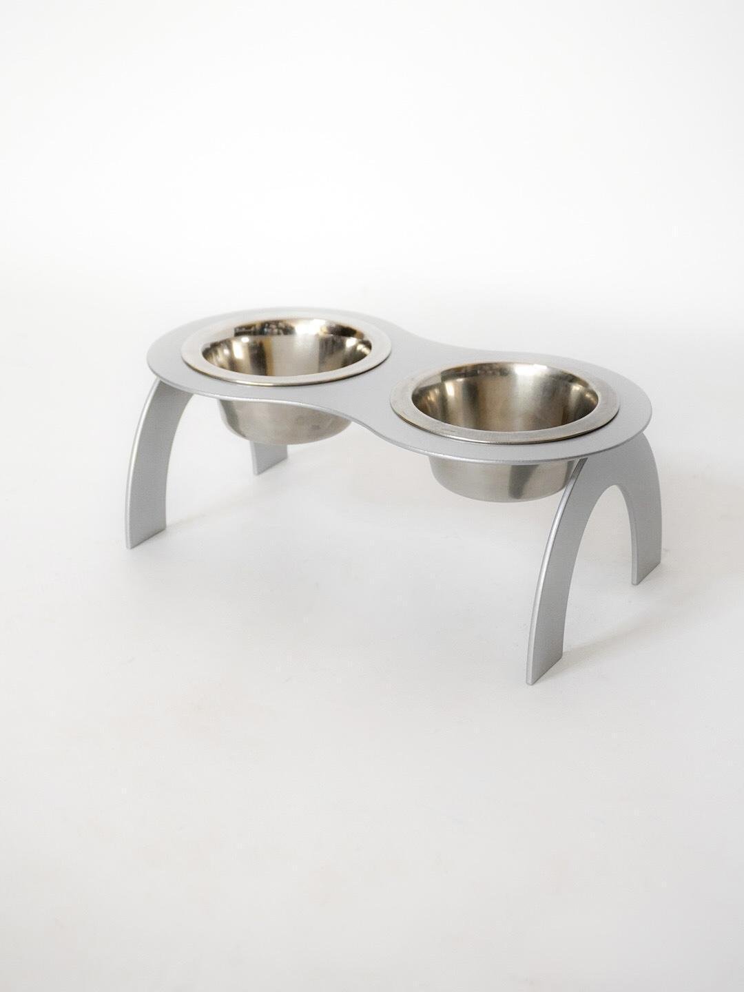 Кормушка Best friend для кошек на 2 миски металл 80 мм 0,2 л Серебреный (1024561к) - фото 6 Кормушка Best friend для кошек на 2 миски металл 80 мм 0,2 л Серебреный (1024561к) - фото 6