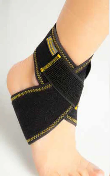 Бандаж на голеностопный сустав тип восьмерка Morsa (REF-90.406 черн.)