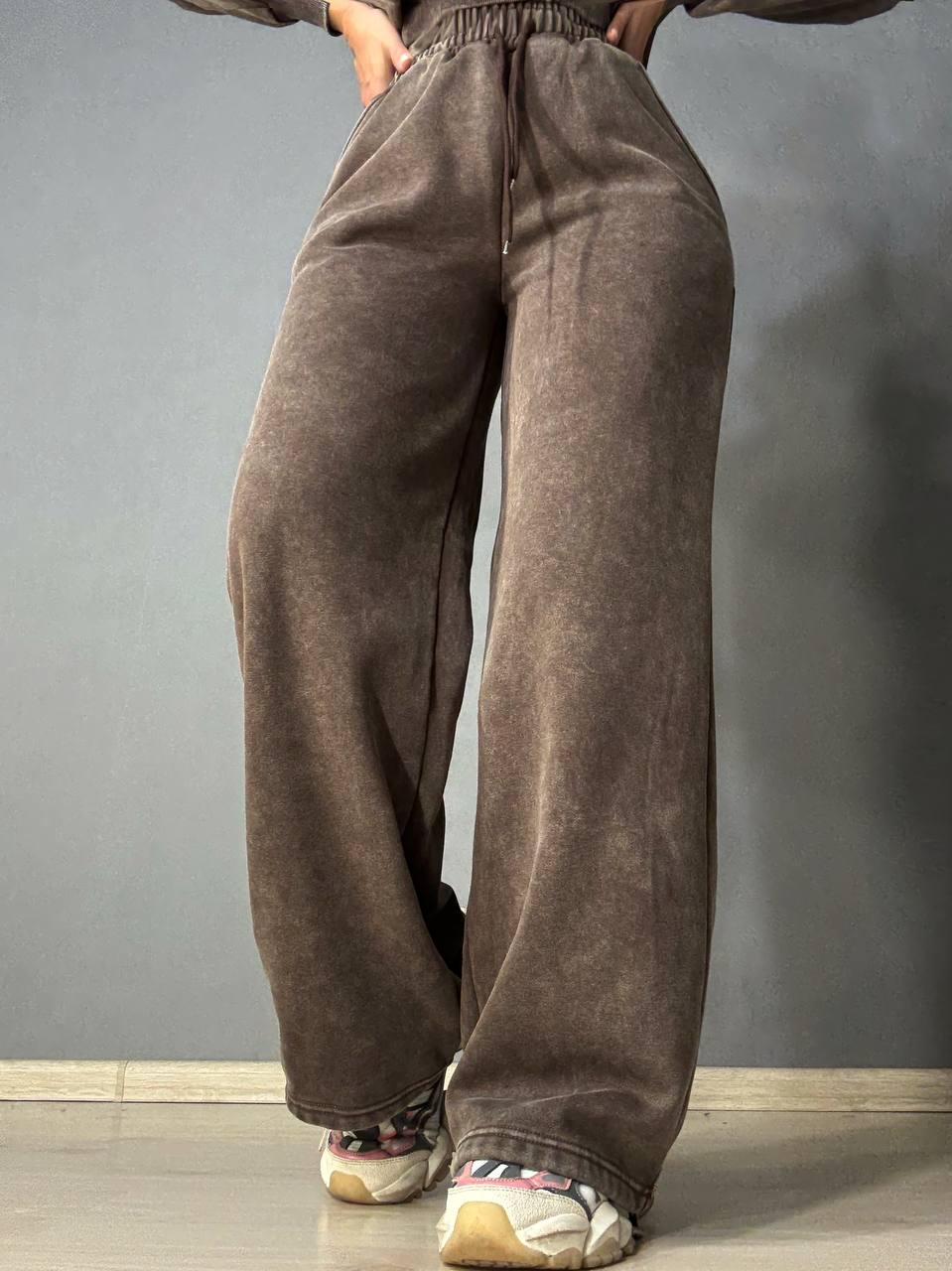 Костюм женский Joy One 2166-11 утепленный вареный худи с брюками палаццо M Коричневый (5962) - фото 5 Костюм женский Joy One 2166-11 утепленный вареный худи с брюками палаццо M Коричневый (5962) - фото 5