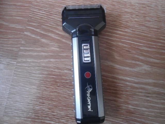 Машинка для стрижки ProGemei GM 789 3в1 працює від акумулятора Чорний - фото 5 Машинка для стрижки ProGemei GM 789 3в1 працює від акумулятора Чорний - фото 5