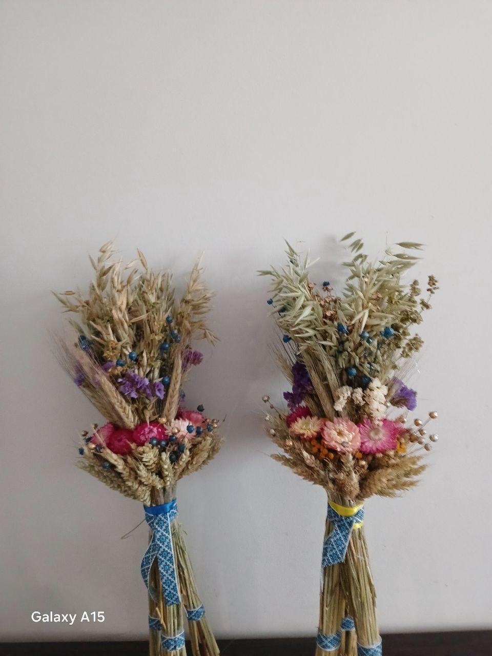 Дидух рождественский из колосья пшеницы/льна и овса на трех ножках 35-40 см с лентой вышиванкой Синий (2822707209) - фото 6 Дидух рождественский из колосья пшеницы/льна и овса на трех ножках 35-40 см с лентой вышиванкой Синий (2822707209) - фото 6