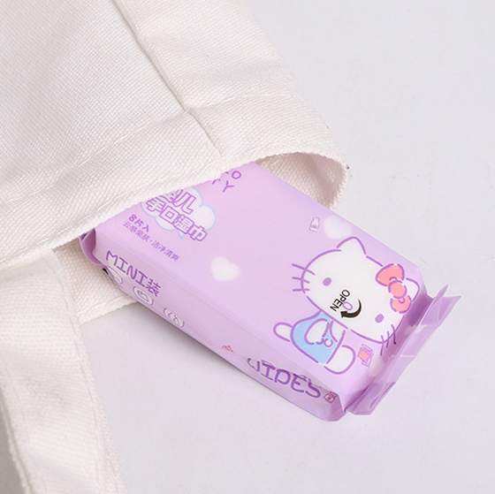 Салфетки влажные мини Sanrio Хелло Китти Cotton без спирта и запаха 8 шт. (0601) - фото 3