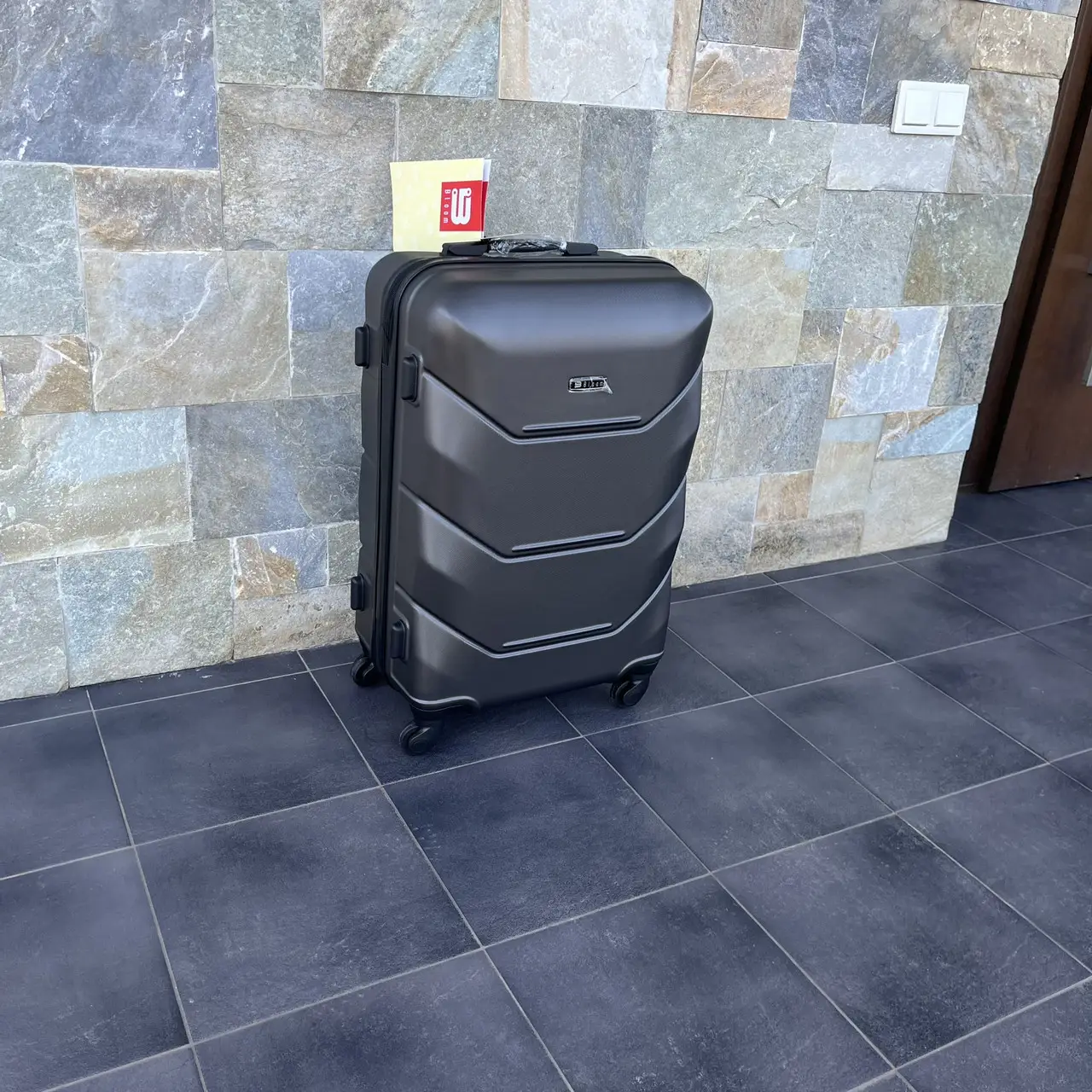 Чемодан дорожный Bloom 1507 М 63 л Графитовый - фото 2