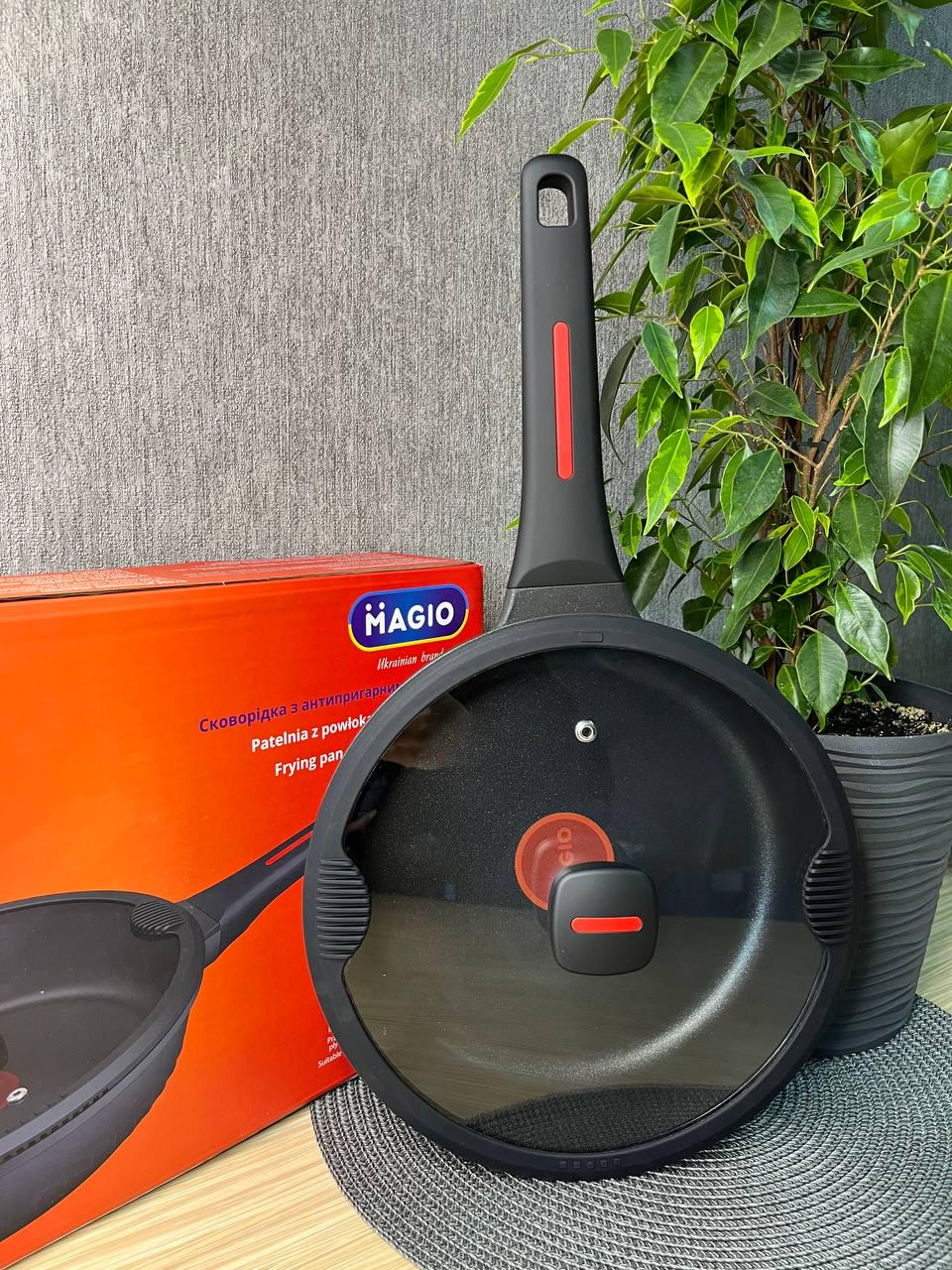 Сковорода лита антипригарна Magio MG-1170 з індикатором нагрівання 24 см (260700)
