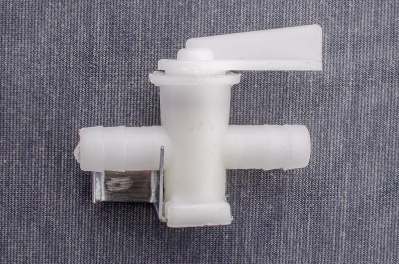 Краник опрыскивателя для бензиновых опрыскивателей 40-43 см3 (3671)