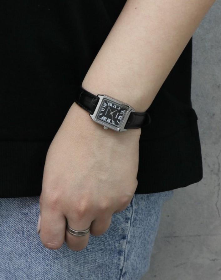 Наручний годинник жіночий Casio LTP-V007L-7B Срібний (LTP-V007L-7B) - фото 4 Наручний годинник жіночий Casio LTP-V007L-7B Срібний (LTP-V007L-7B) - фото 4