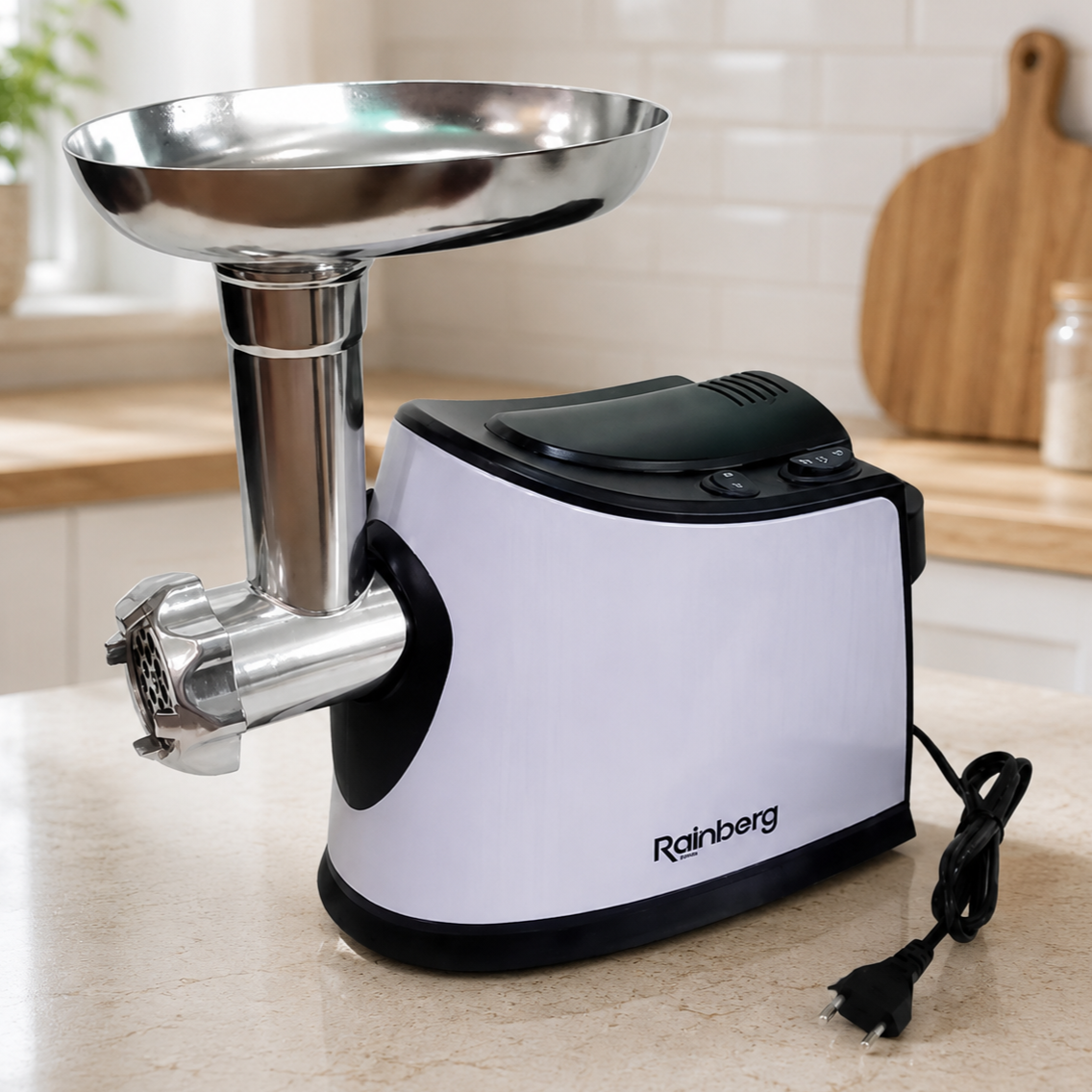 Электромясорубка Rainberg RB-674 3000W с соковыжималкой и насадками