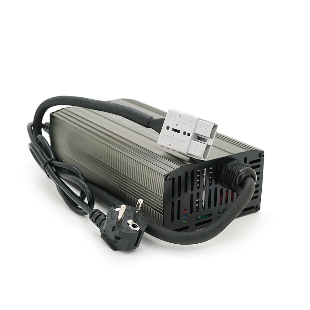 Зарядний пристрій для акумуляторів Li-ion 12v 126v 25 30a 185x88x60 мм (YUT_V10757)