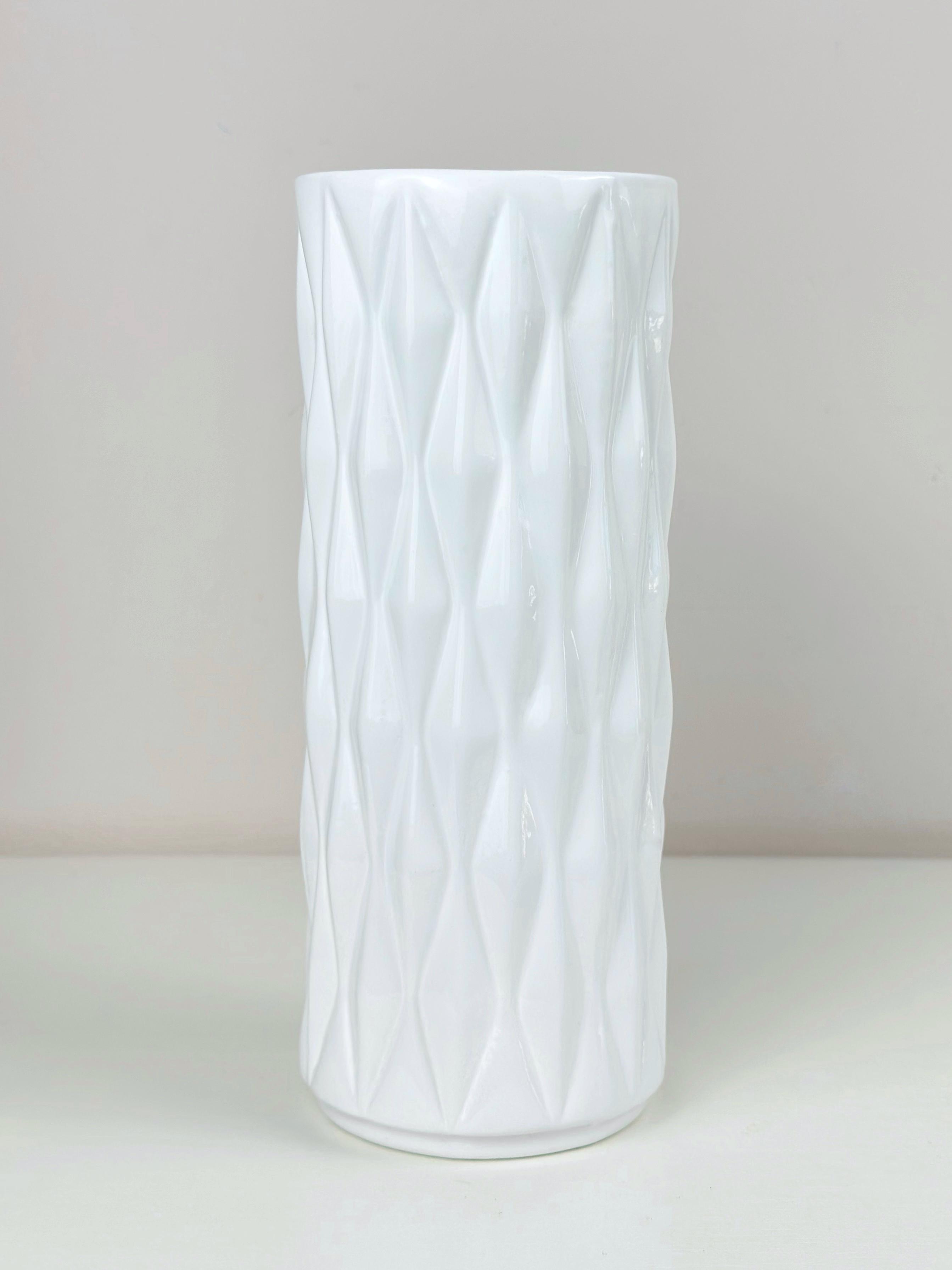 Ваза для квітів і декору керамічна глиняна Кристал 20 см Білий (4001-11) - фото 3