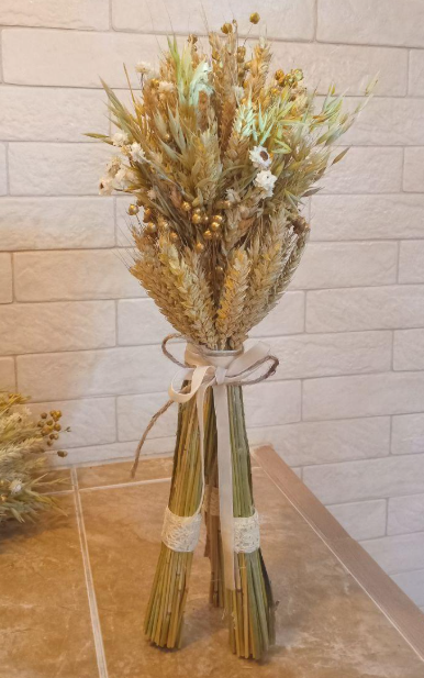 Дідух різдвяний з колосcя пшениці/льону та вівса на трьох ніжках 40-45 см з білою стрічкою (2814661059) Дідух різдвяний з колосcя пшениці/льону та вівса на трьох ніжках 40-45 см з білою стрічкою (2814661059)