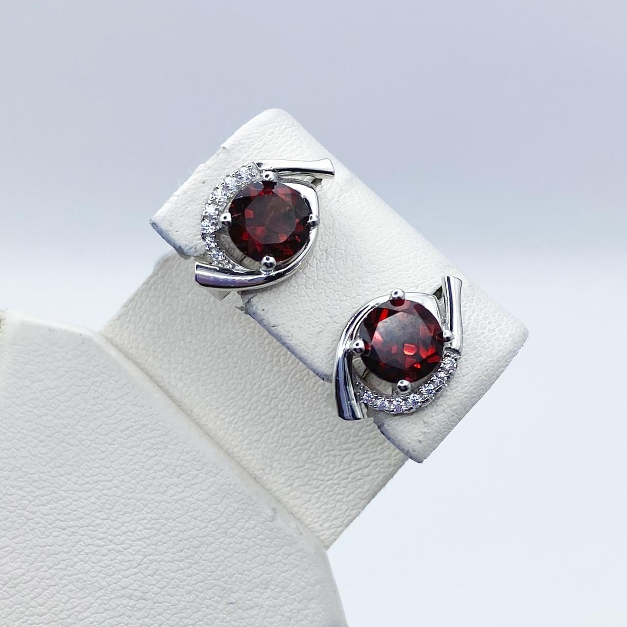 Серьги серебряные с гранатом 4,24 г (2354670552)
