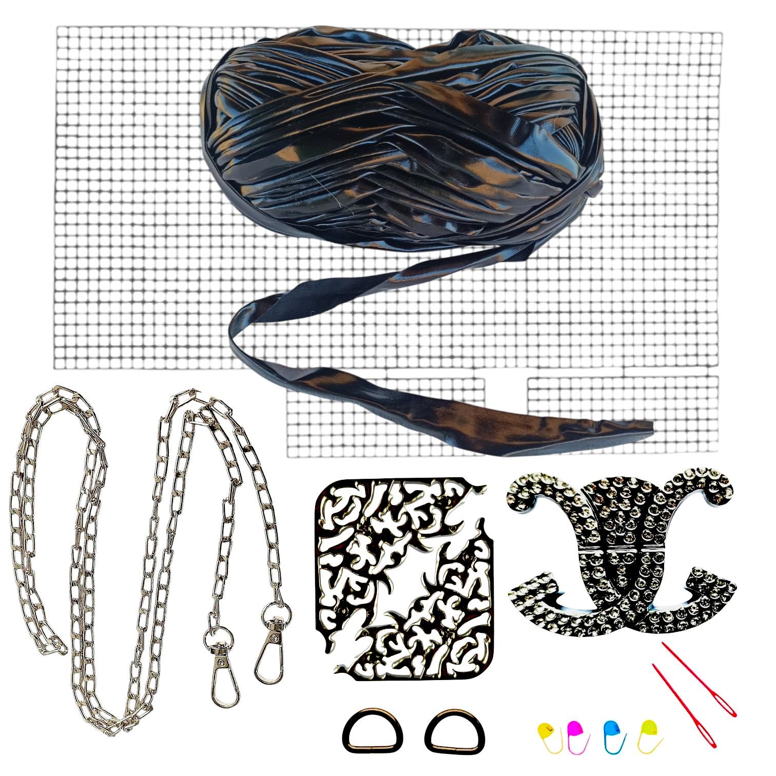 Набор для создания сумки из пластиковой канвы Магнитный замок Лилия с нитками металлик Черный (1596-51) Набор для создания сумки из пластиковой канвы Магнитный замок Лилия с нитками металлик Черный (1596-51)