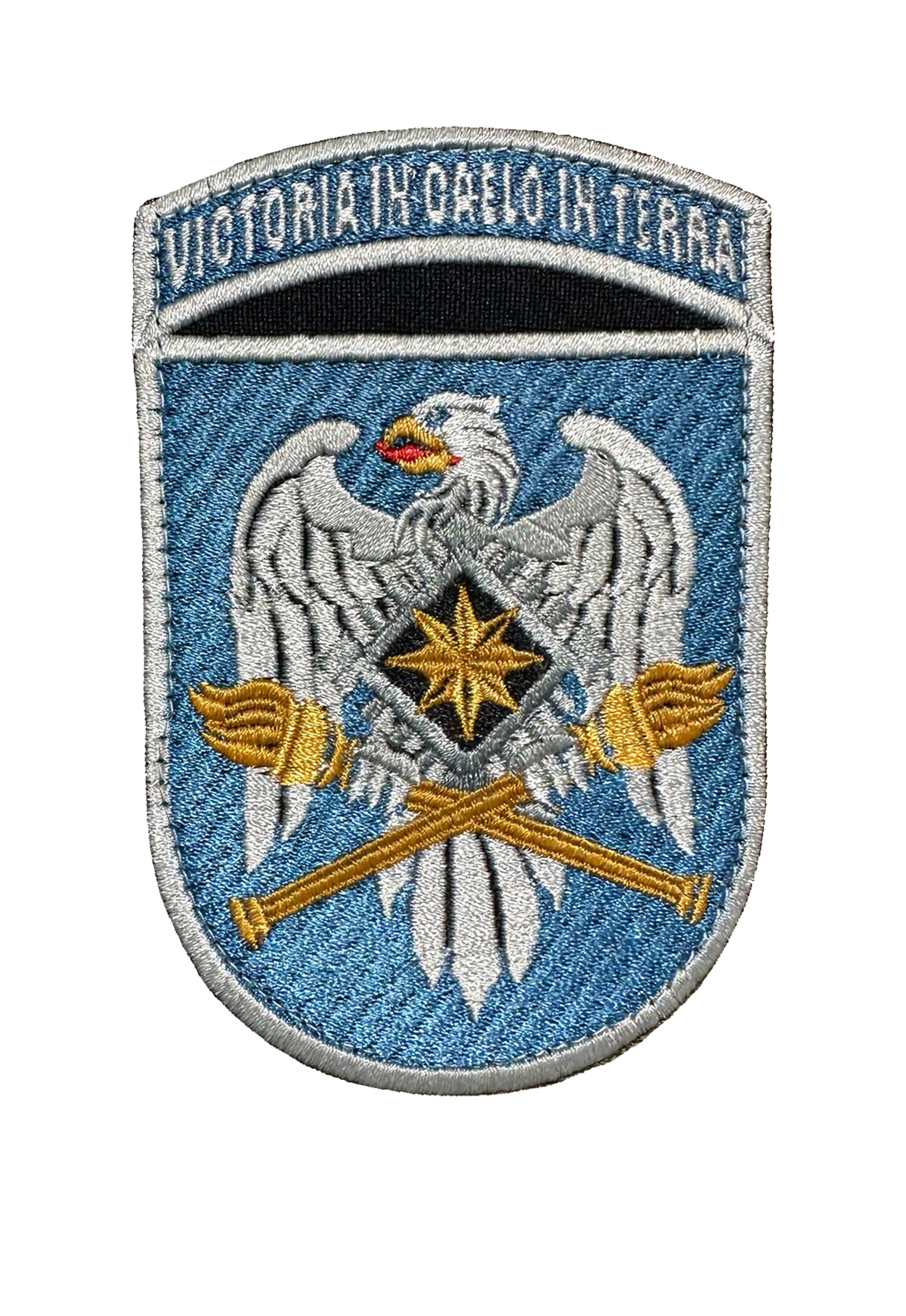 Шеврон-щит вышитый ДУ КАИ VICTORIA IN CAELO IN TERRA на липучке Разноцветный (DU_KAI)