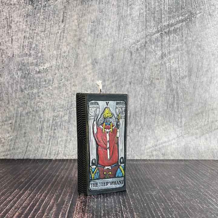 Свеча восковая карта Таро-Иерофант (1276)