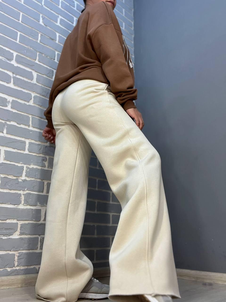 Костюм жіночий QUZEN 388-488 світшот брюки палаццо широкі на флісі S Коричневий (2850) - фото 4 Костюм жіночий QUZEN 388-488 світшот брюки палаццо широкі на флісі S Коричневий (2850) - фото 4