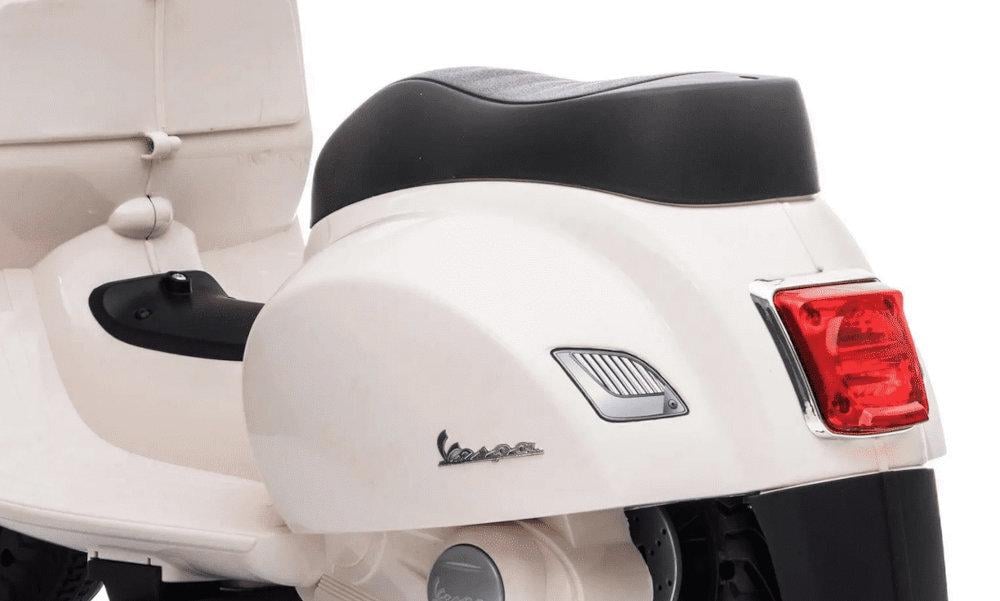 Скутер детский электрический Sun Baby Scooter Vespa Белый - фото 4