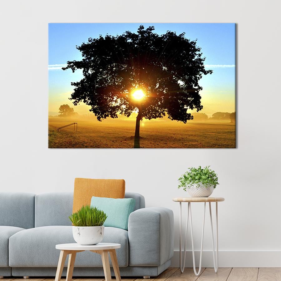 Картина на холсте Солнце в кроне дерева 122x81 см (557-1)