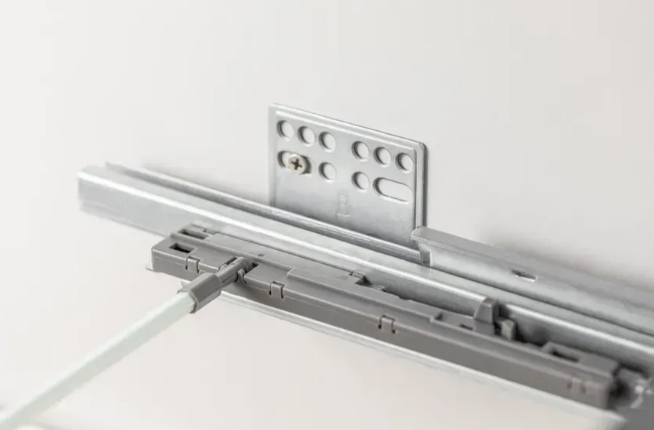 Синхронизирующая планка GTV с креплением для AxisPro PUSH TO OPEN L-1200 мм (PB-AXISPRO-SYNCHRO-P2O) - фото 4