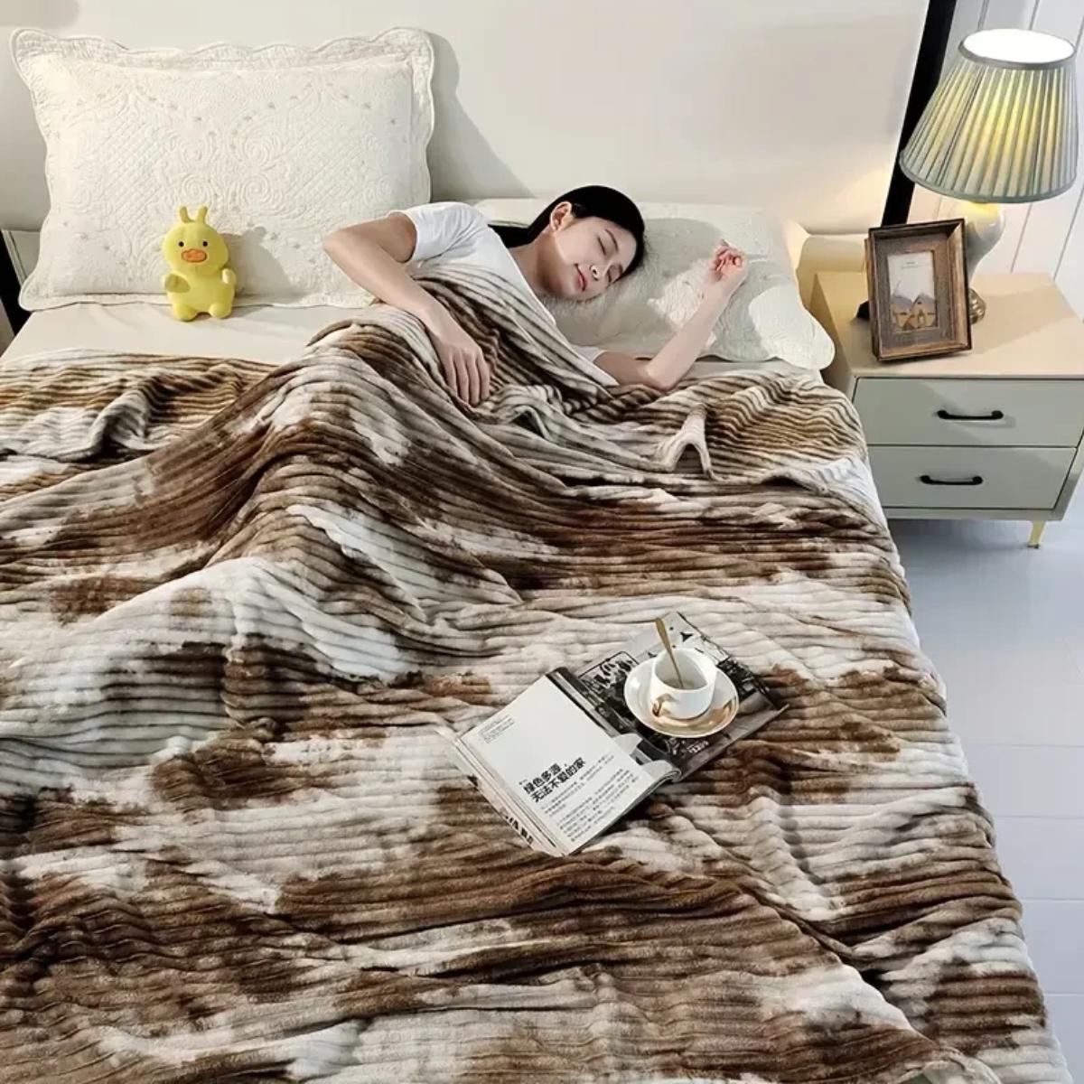 Плед Koloco Шарпей мармуровий євро 200х230 см Темно-коричневий (41819) - фото 1 Плед Koloco Шарпей мармуровий євро 200х230 см Темно-коричневий (41819) - фото 1