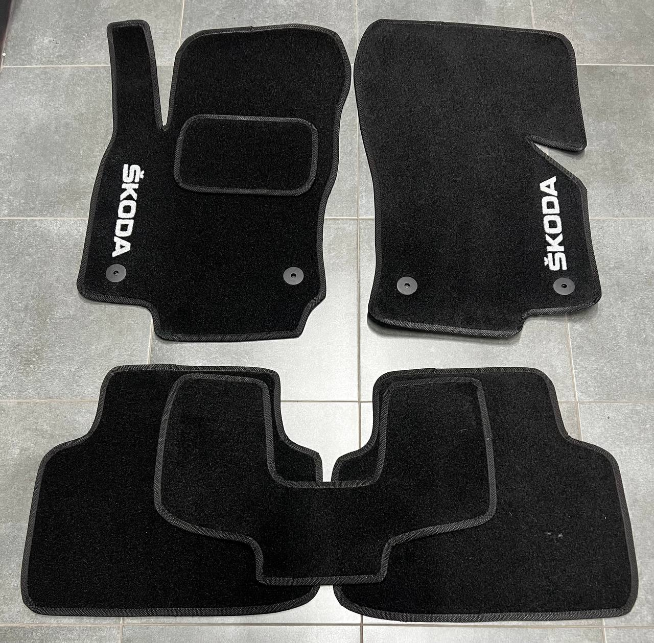 Килимки автомобільні ворсові в салон для Skoda Octavia A7 2012-т. ч. 5 шт. Чорний (BLCCR1563)