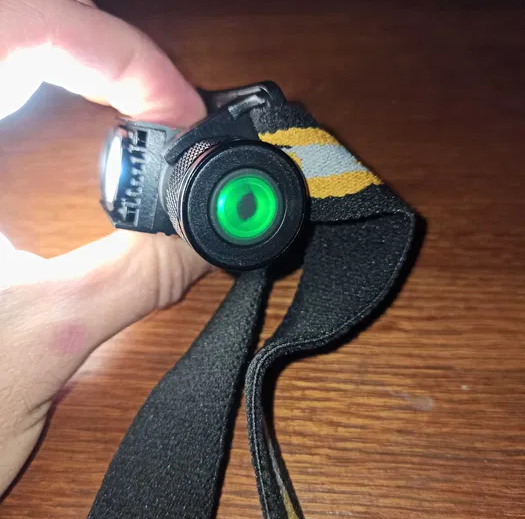 Ліхтар налобний Boruit H02B-Red з червоним світлом з акумулятором 3400 мАг - фото 4 Ліхтар налобний Boruit H02B-Red з червоним світлом з акумулятором 3400 мАг - фото 4