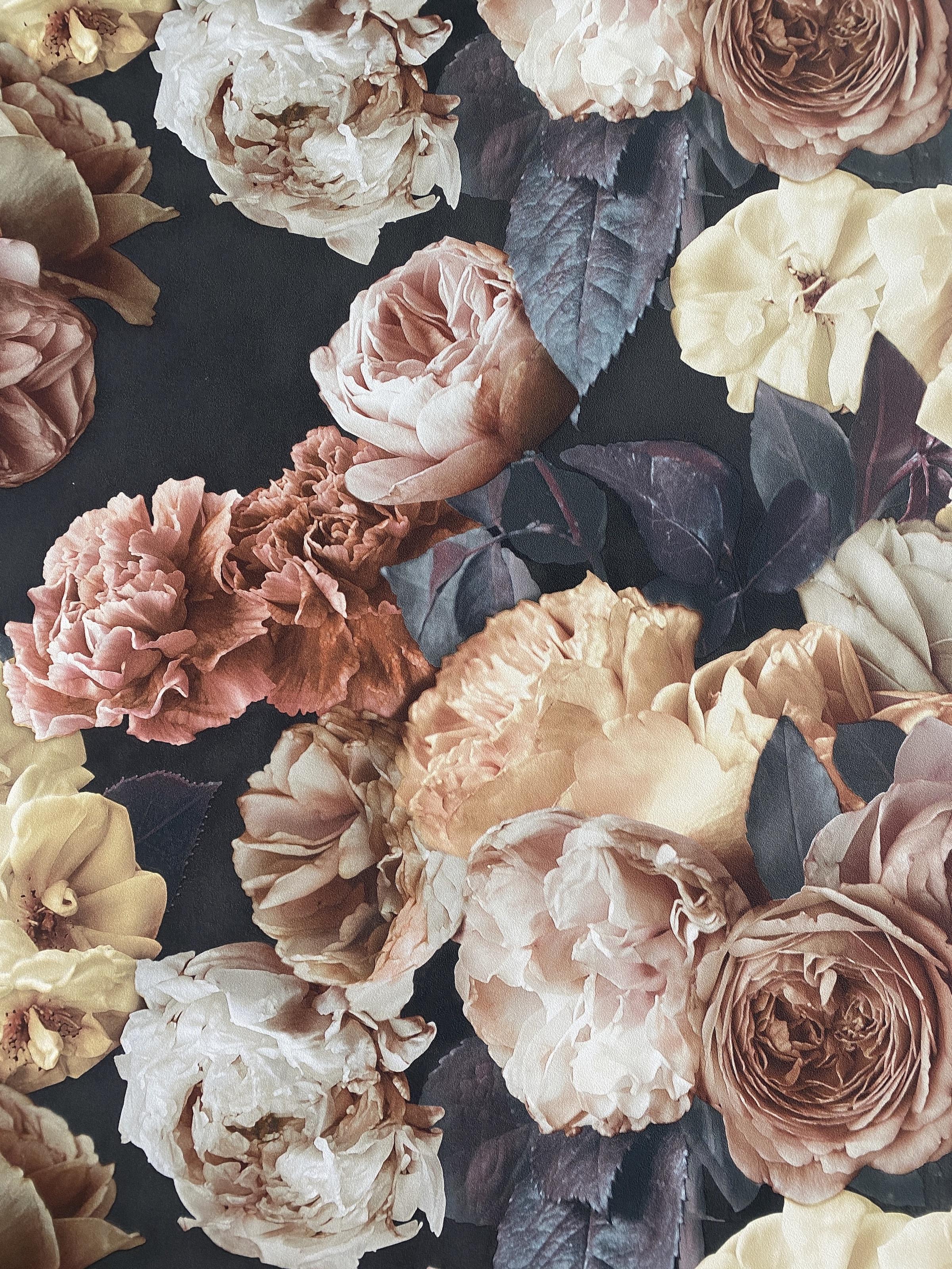 Обои виниловые на флизелиновой основе Grandeco Opportunity Wallcoverings Q0112 Цветы Черный