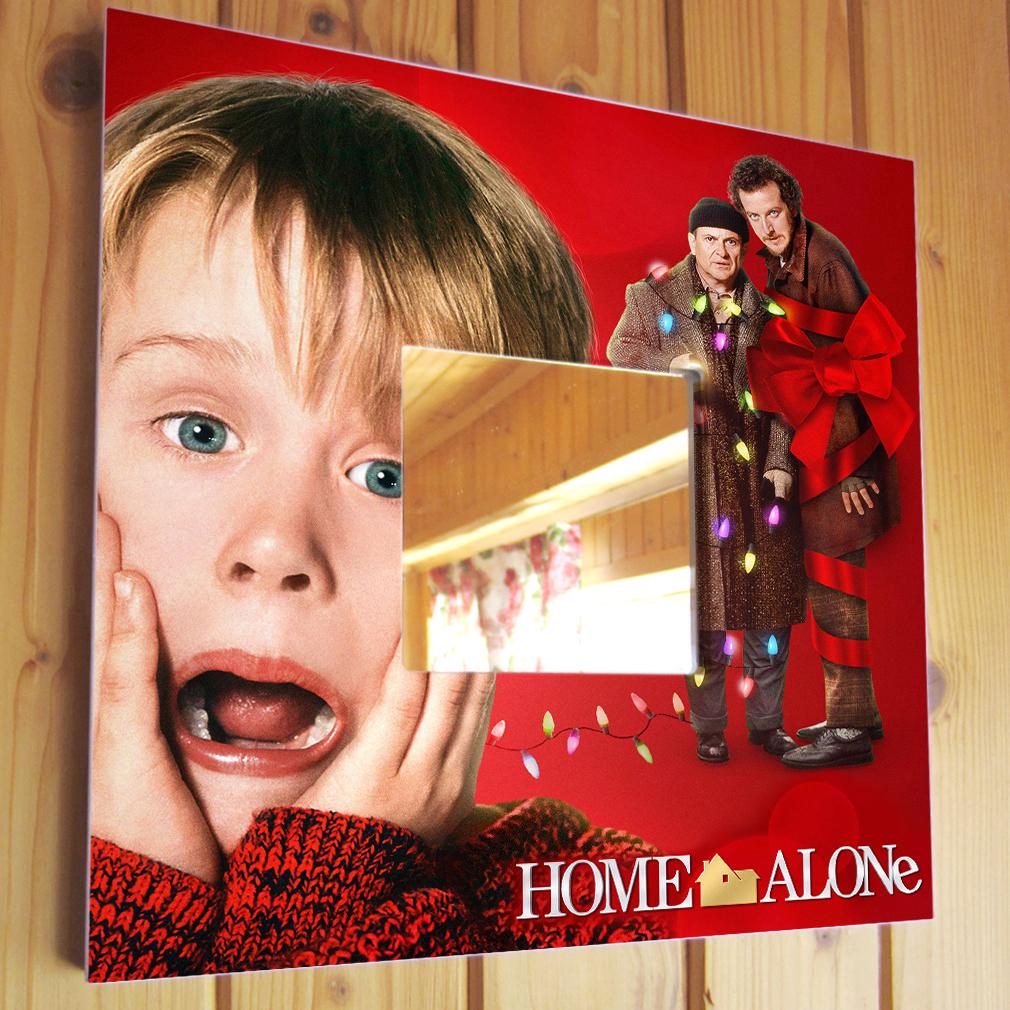 Зеркало декоративное Фильм ''Один дома'' 260х260 мм (M04671)