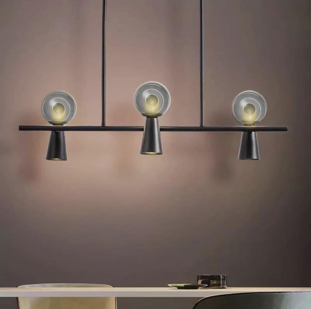 Люстра подовжена з 3 графітовими плафонами на 2 джерела світла Чорний (LF_YG 8006 BK-A) - фото 1 Люстра подовжена з 3 графітовими плафонами на 2 джерела світла Чорний (LF_YG 8006 BK-A) - фото 1