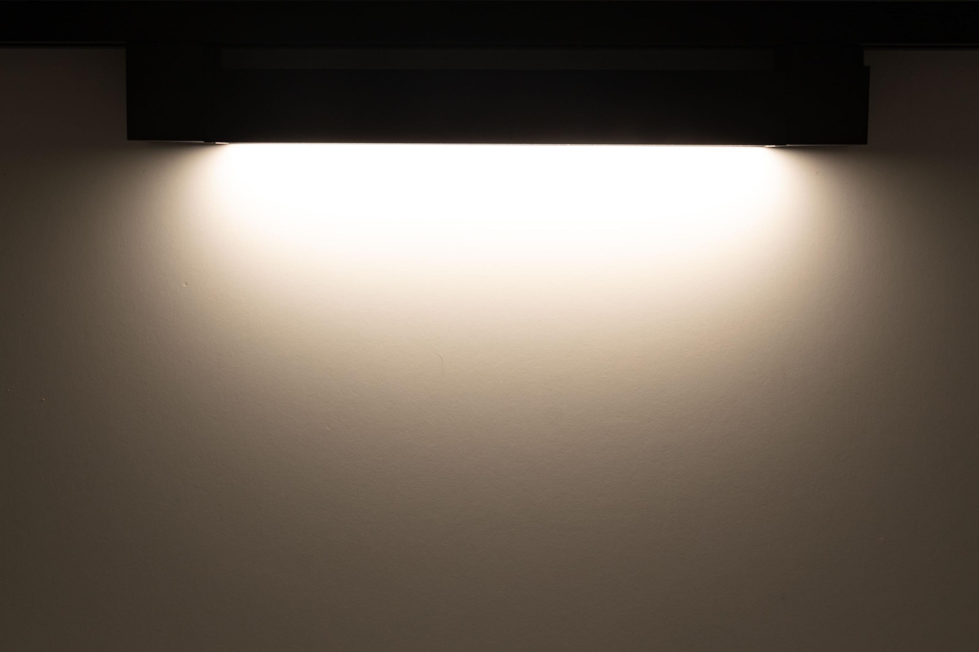 Трековий світильник Prolum M27 Series-RF 4000К 220V 20W Чорний (28925697) - фото 2 Трековий світильник Prolum M27 Series-RF 4000К 220V 20W Чорний (28925697) - фото 2