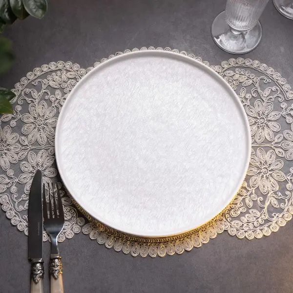 Тарілка для сервірування у скандинавському стилі YIWU керамічна 25 см Білий (147-107-HP-7-732) - фото 2 Тарілка для сервірування у скандинавському стилі YIWU керамічна 25 см Білий (147-107-HP-7-732) - фото 2