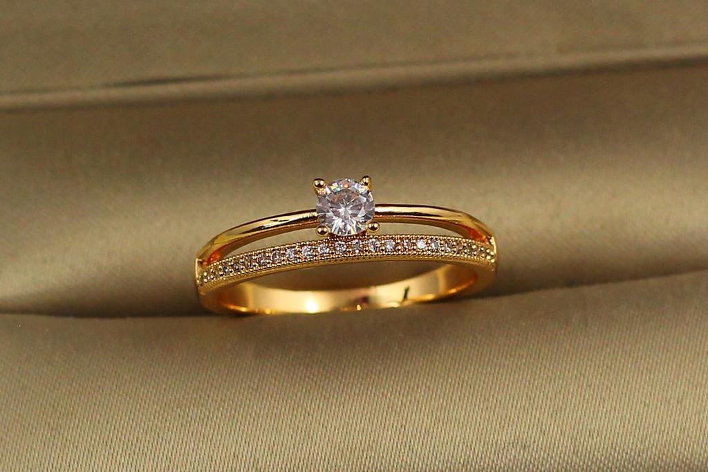 Каблучка Xuping Jewelry Жіночність 16 р. Золотистий