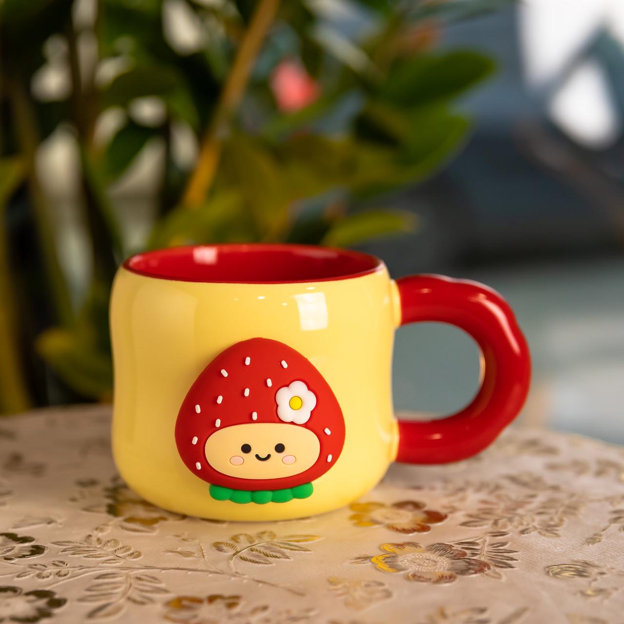 Чашка порцелянова Sanrio Strawberry з магнітним декором 400 мл Жовтий (FM-53A)