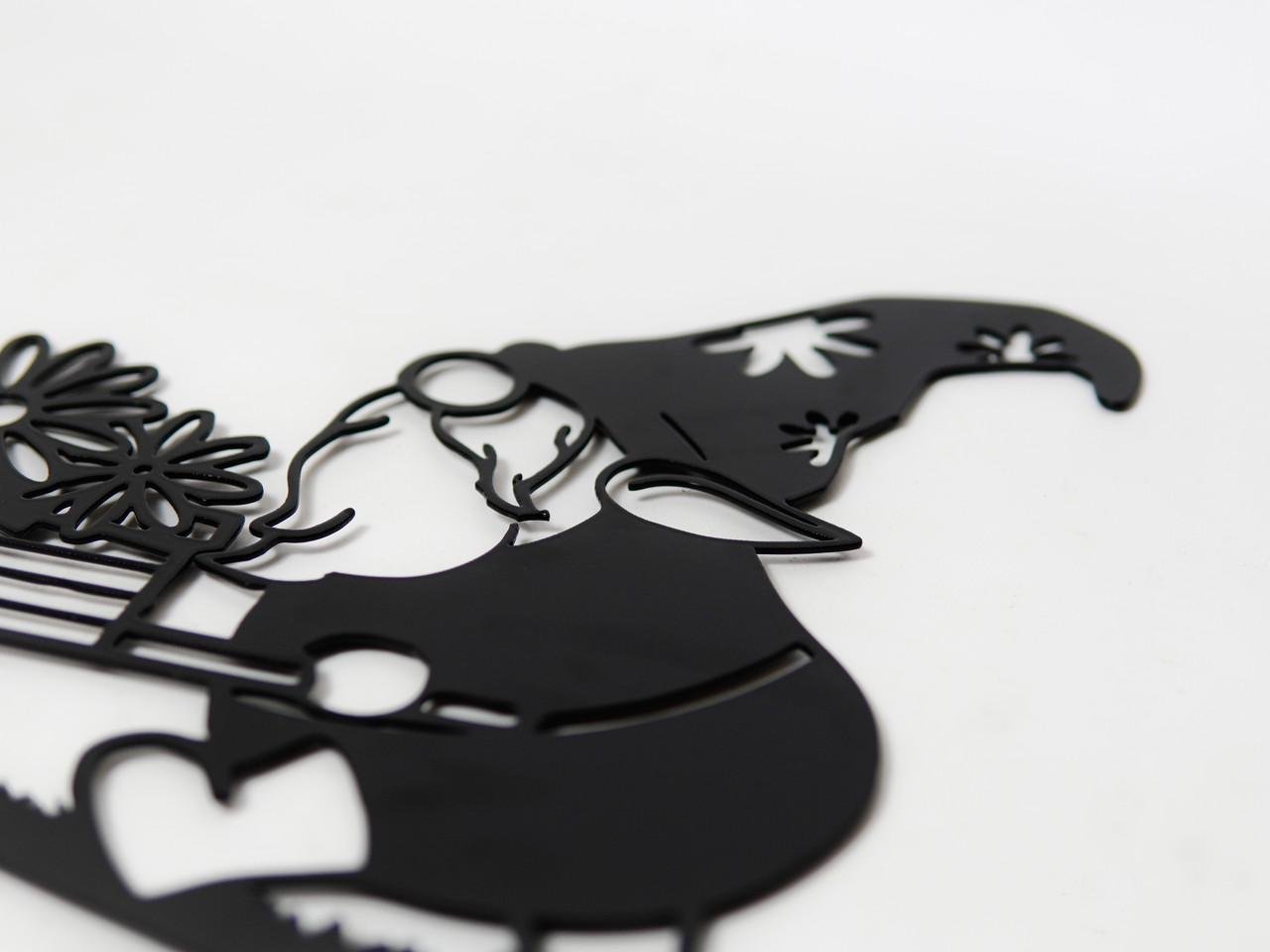 Садовая фигура Гном-цветовод металлическая для двора/террасы/сада (DCR003) - фото 3 Садовая фигура Гном-цветовод металлическая для двора/террасы/сада (DCR003) - фото 3