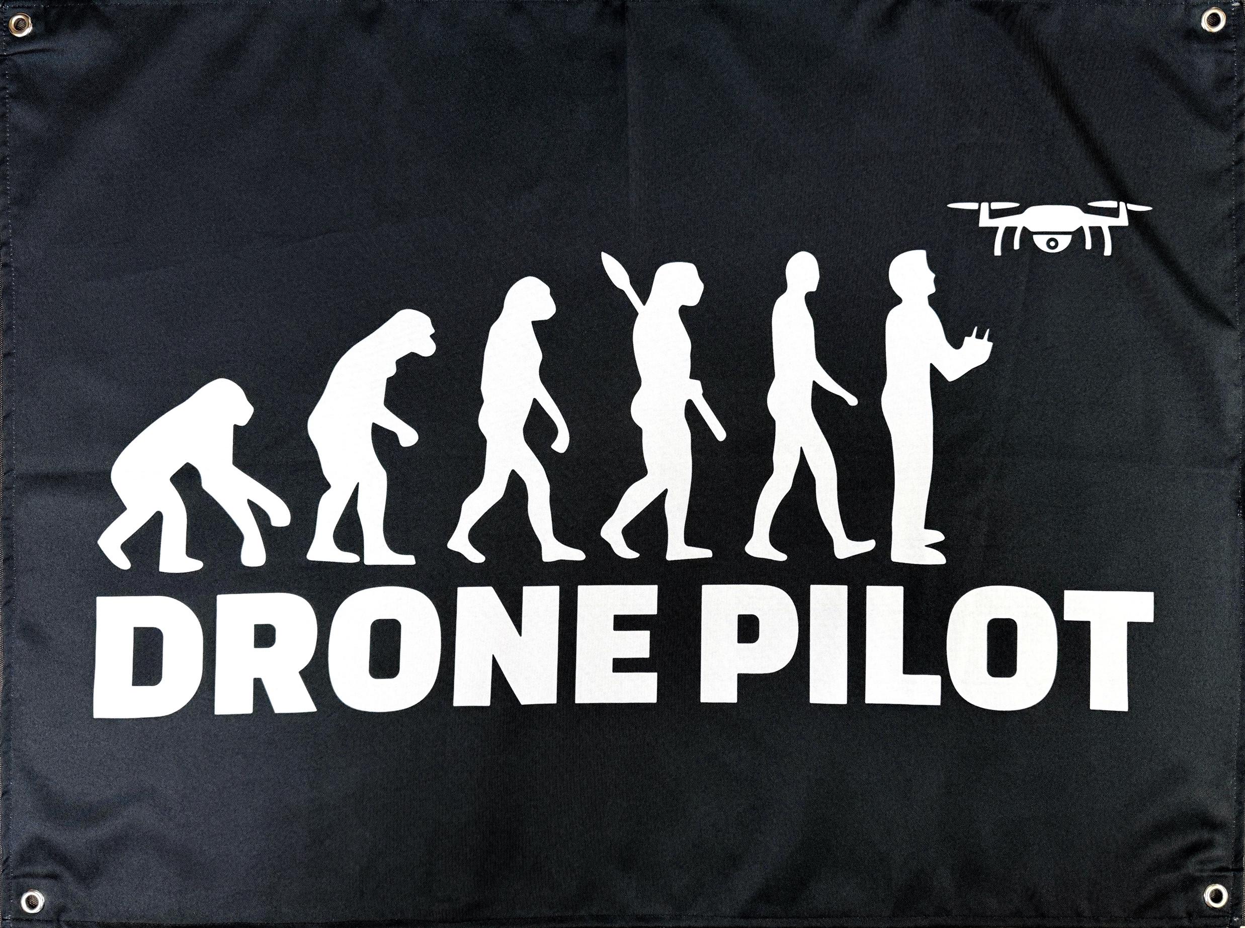 Банер Еволюція в пілота дрона (30820620)