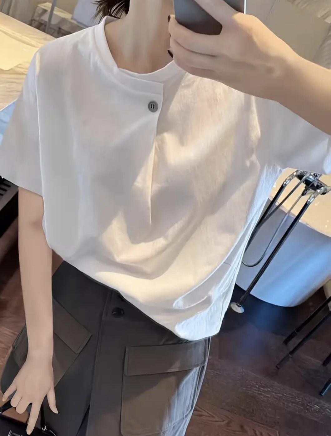 Футболка жіноча з ґудзиком М Білий (00221)