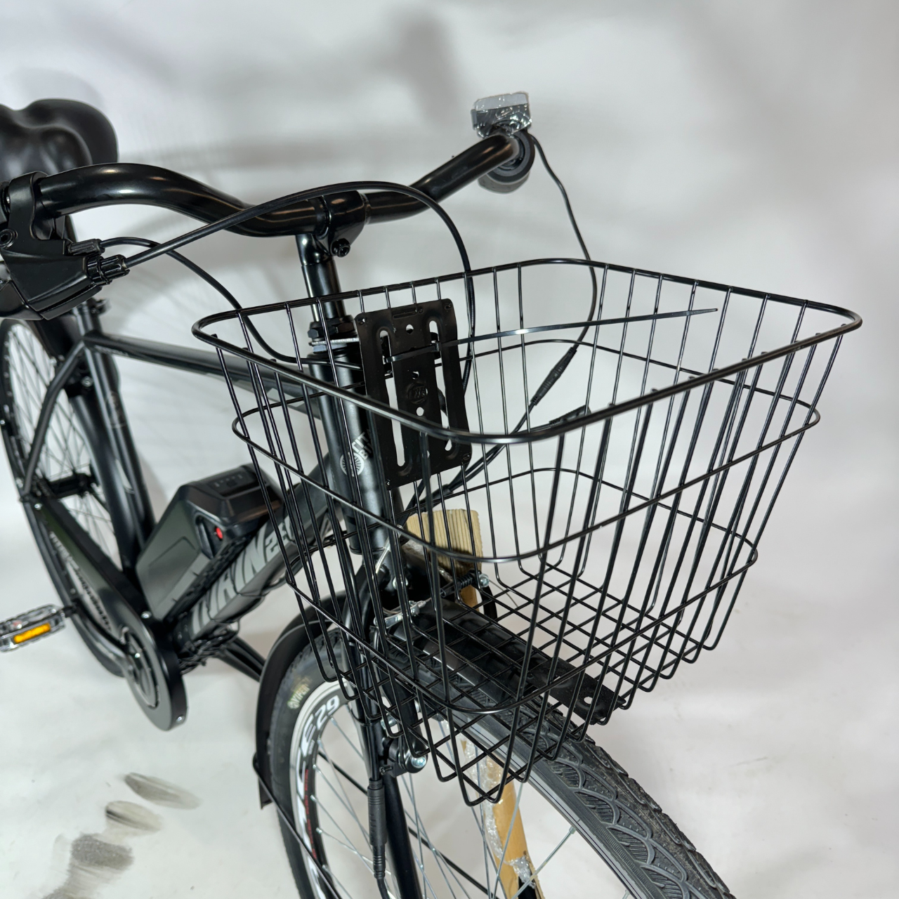 Велосипед з Е-комплектом 28" Turin 2025 48 В 500 Вт 12 Ah/18" до 50 км/зріст 170-185 см/індикаторна ручка Чорно-сірий - фото 2