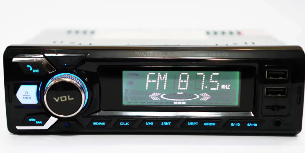 Автомагнитола универсальная MP3 3100 Bluetooth 2xUSB microSD AUX 4x50W компактная