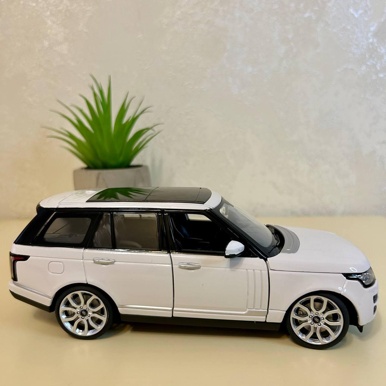Машинка детская металлическая Rastar 56300 Land rover Range Rover 1:24 Белый (56300) - фото 3 Машинка детская металлическая Rastar 56300 Land rover Range Rover 1:24 Белый (56300) - фото 3