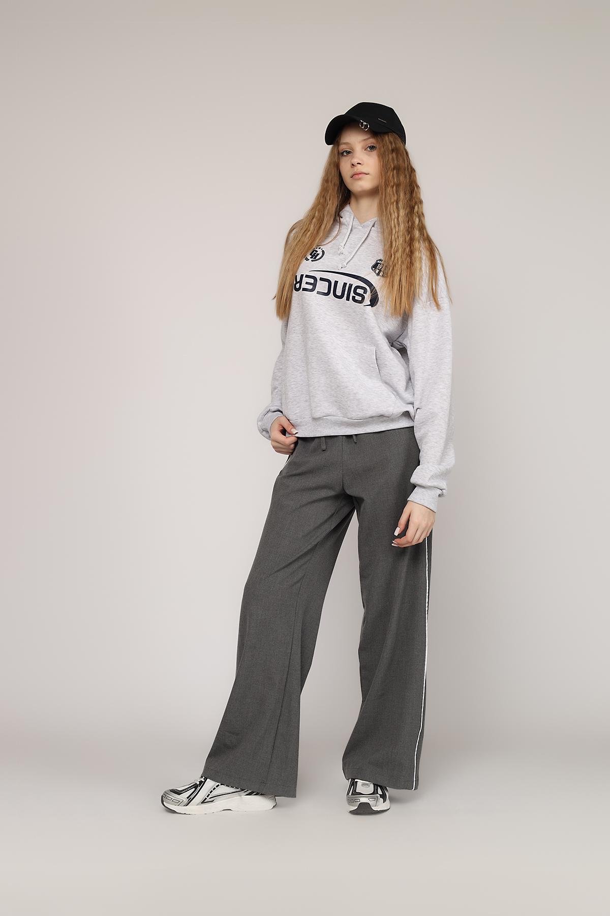 Худі жіночий р. 42 Сірий (SKT001047366) Худі жіночий р. 42 Сірий (SKT001047366)