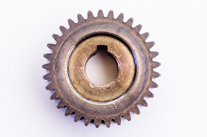Шестерня металлическая для электропилы 33 зуба (3033)