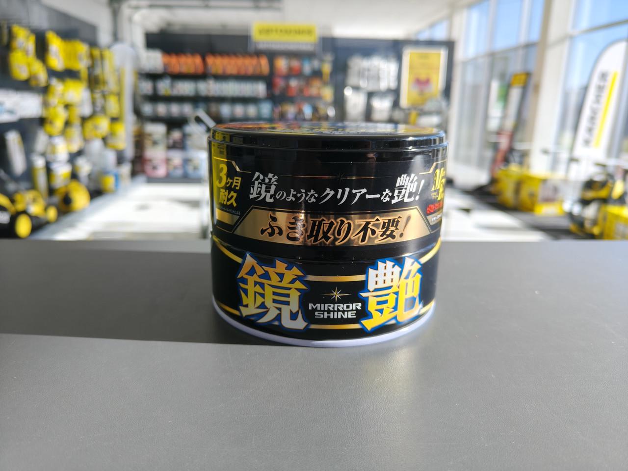 Віск твердий для темного кузова SOFT99 Fusso Coat Mirror Shine for Dark 200 г (29423888) - фото 4 Віск твердий для темного кузова SOFT99 Fusso Coat Mirror Shine for Dark 200 г (29423888) - фото 4