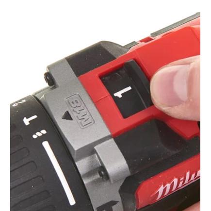 Дрель-шуруповерт аккумуляторный бесщеточный Milwaukee M18 CBLPD-422C 60 Нм - фото 3