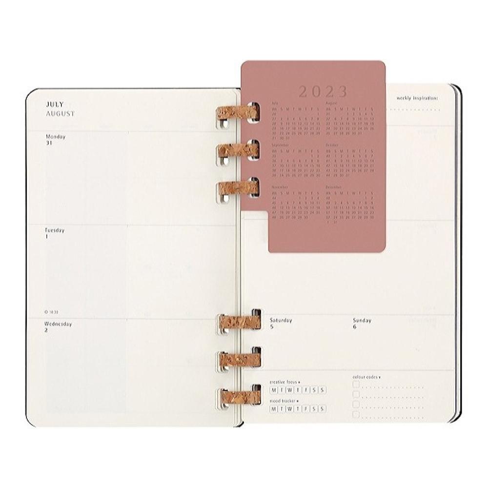 Еженедельник Moleskine 2023-2024 Spiral средний (DHSPB12AMWH3Y24) - фото 11