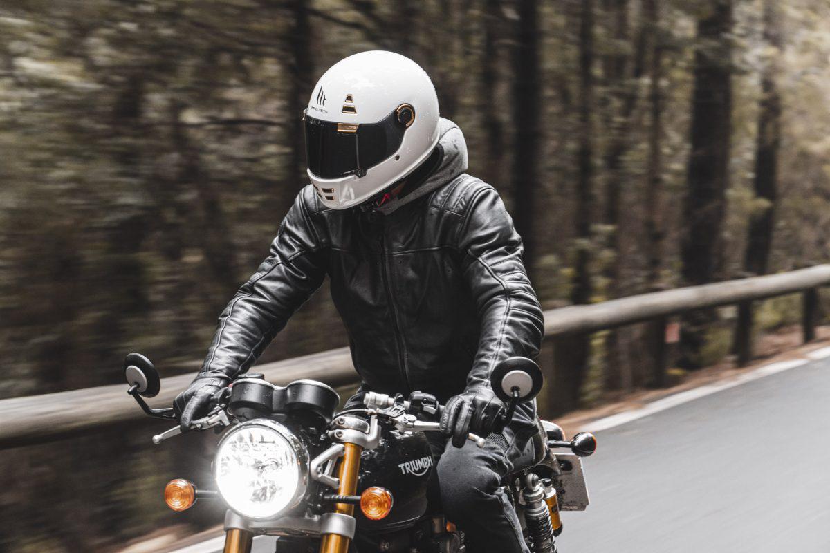 Мотошлем MT HELMETS Jarama Solid S Gloss White (25136) - фото 47