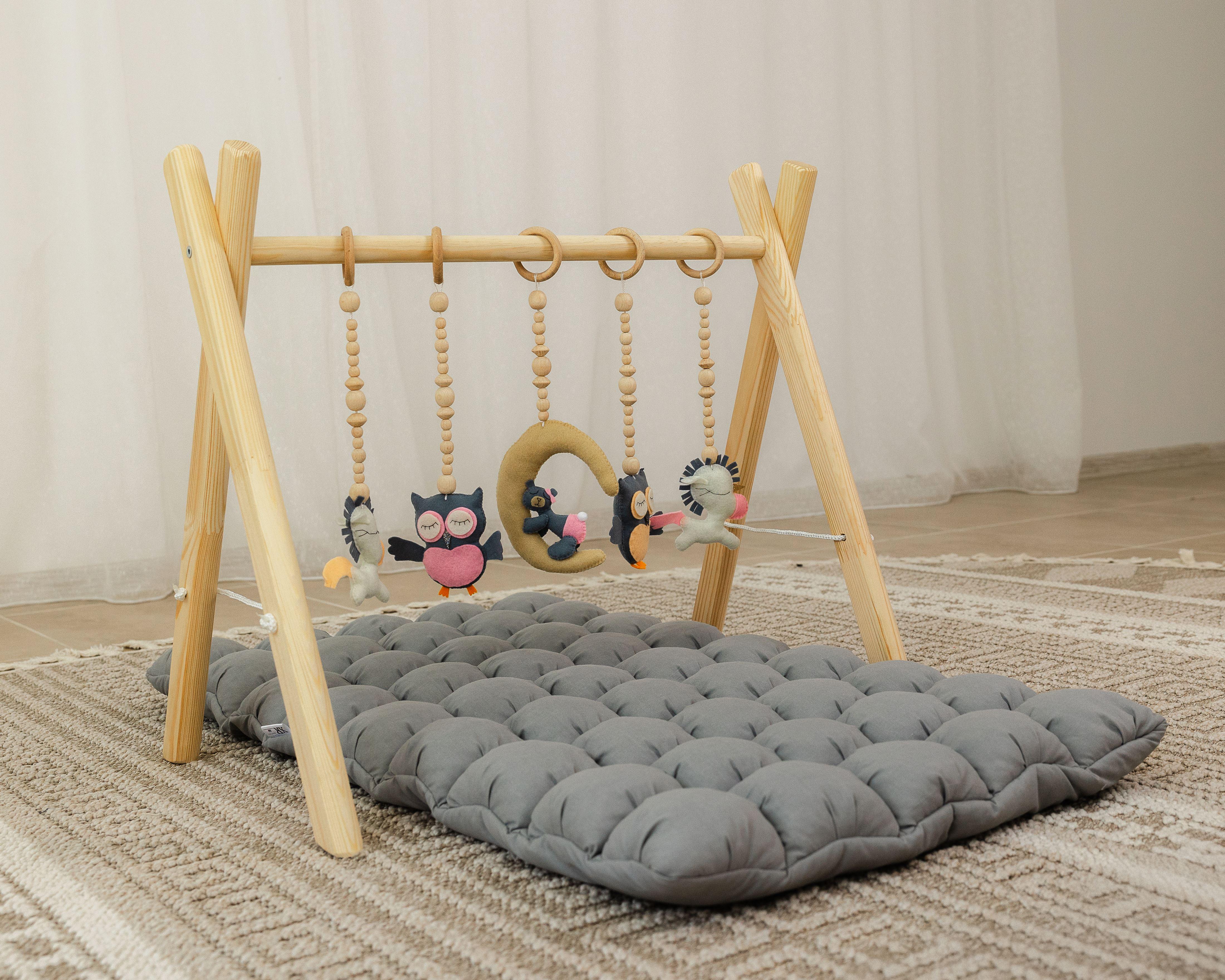 Мобиль детский напольный Беби Джим Сладкие сны с матрасом Серый (0002335)