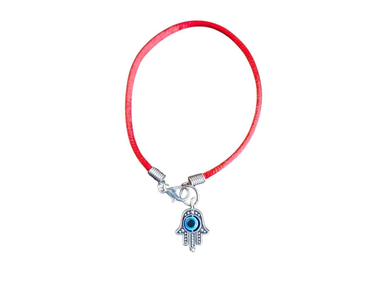 Браслет-оберег красная нить со значком Хамса Рука с глазом Фатимы Серебристый