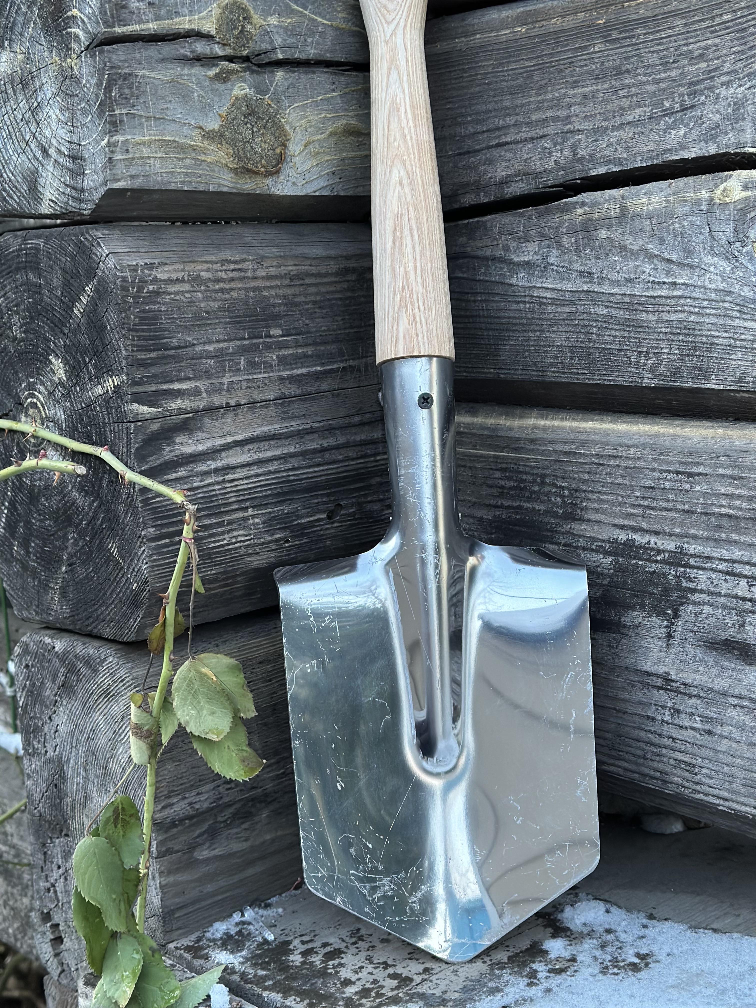 Лопата саперная Reckless цельная из нержавеющей стали 2 мм 52х19х15 см (лтмн19) - фото 6 Лопата саперная Reckless цельная из нержавеющей стали 2 мм 52х19х15 см (лтмн19) - фото 6