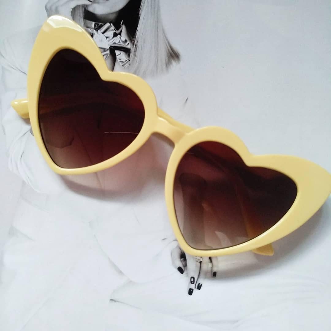 Очки женские солнцезащитные в форме сердца Бежевый