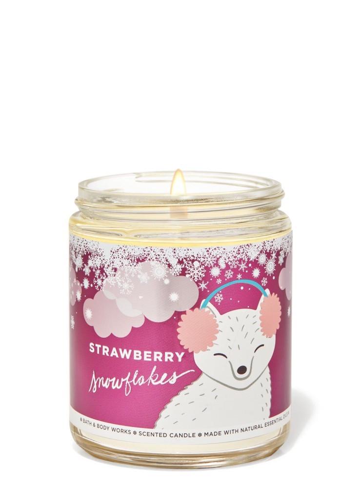 Свічка ароматизована Bath&Body works Strawberry Snowflakes 198 г (2094754618)