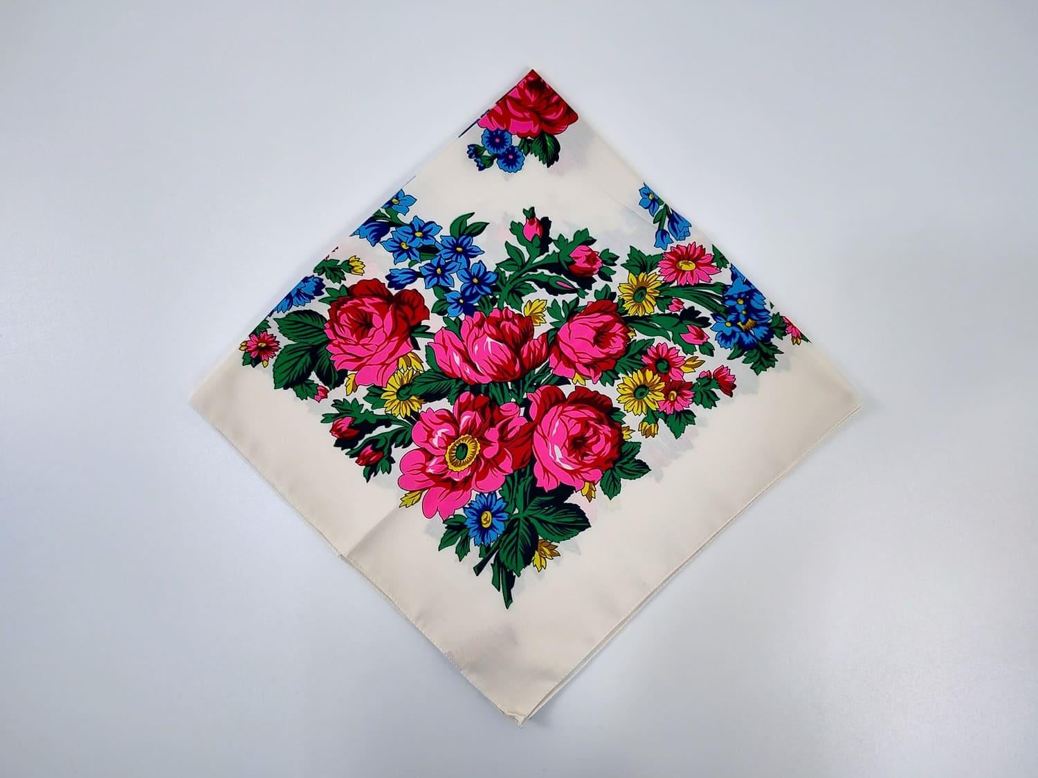 Платок Легкая классика 80x80 см Молочный (ХустM265)